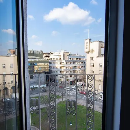 Square 6 Διαμέρισμα
